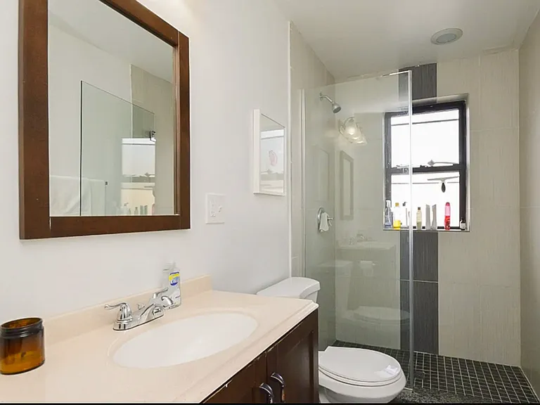 5648 N Magnolia Ave — Photo 3