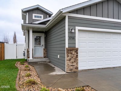 5700 Lou Ann St, Grand Forks, ND, 58201