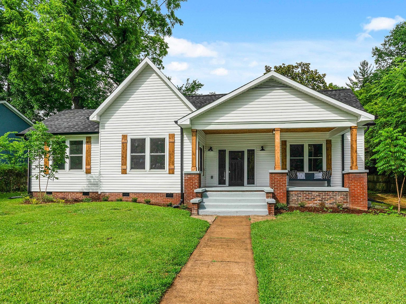 504 N Washington St, Tullahoma, TN 37388 | Zillow