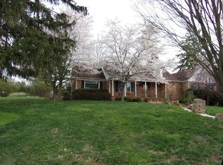 194 Woodland Dr, Pearisburg, VA 24134