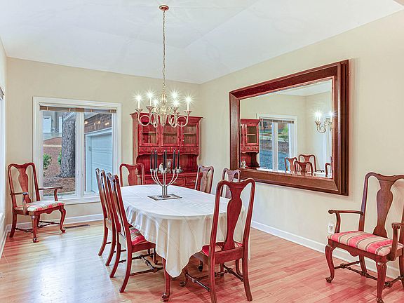 4th image of 63 Deerwood Ln