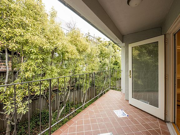 5th image of 4096 17th St APT 309