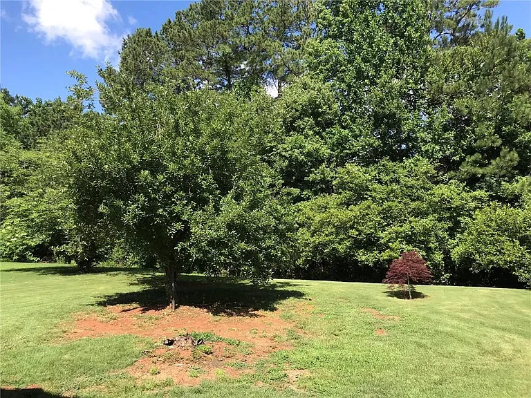 2017 Grove Park Ct — Photo 36