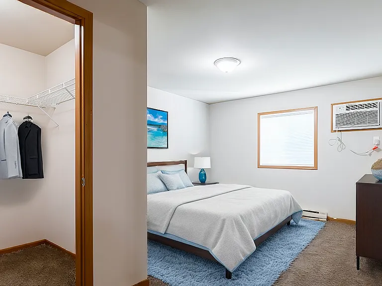 Fox Run Apartments — Photo 7