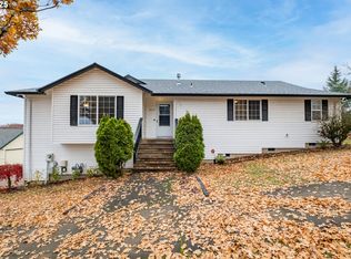 3419 N Knoll Dr, Newberg, OR