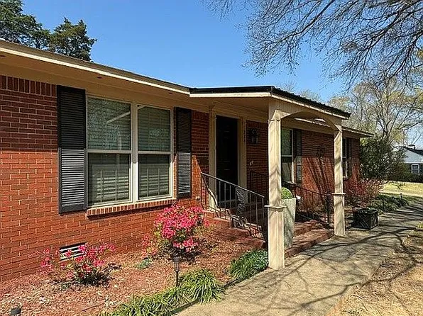 224 S Seattle Ave, Russellville, AR 72801