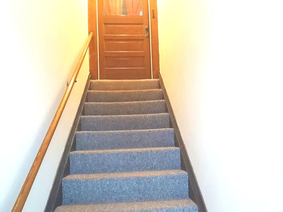 Stairs to apartment.
