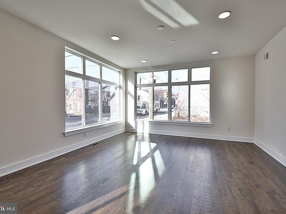 4th image of 502 W Montgomery Ave #1
