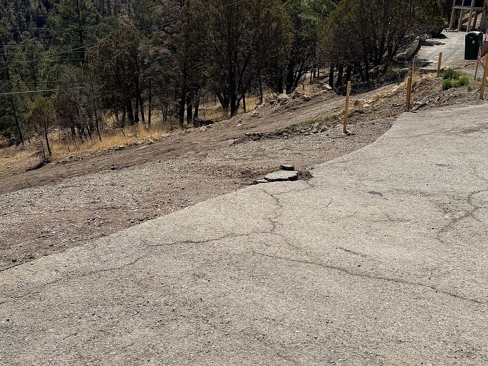 2nd image of 192 Crown Ridge Rd