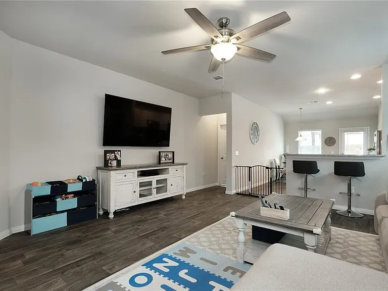 104 Dunlin Ln — Photo 3