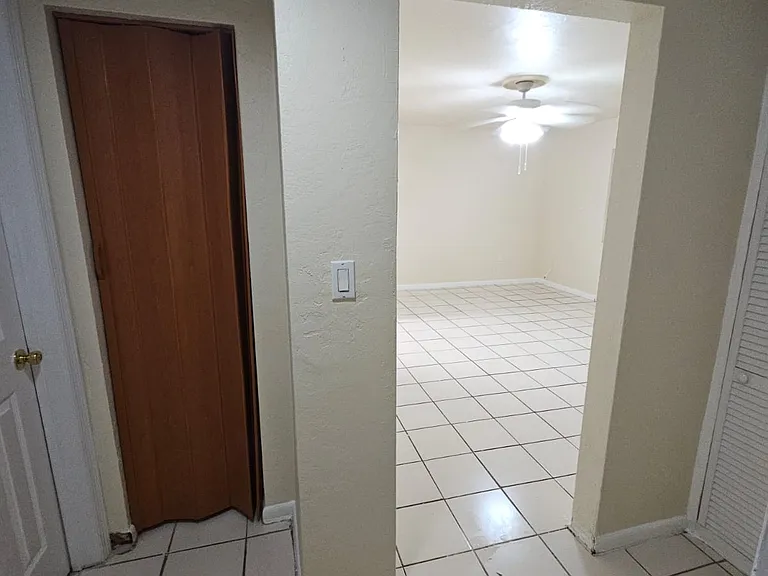 21299 Coulton Ave #21303 — Photo 14