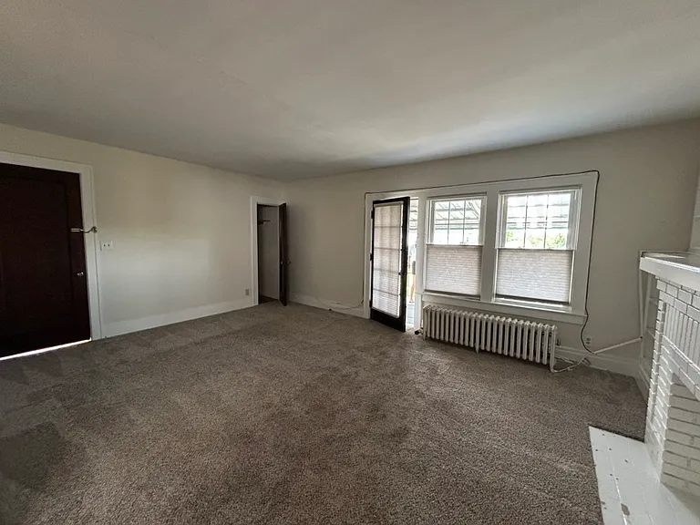 259 North Dr #2 — Photo 5