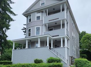 63 5th Ave #1, Worcester, MA 01607