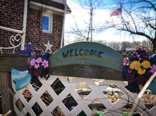 1093 Saint James Ave, Springfield, MA 01104