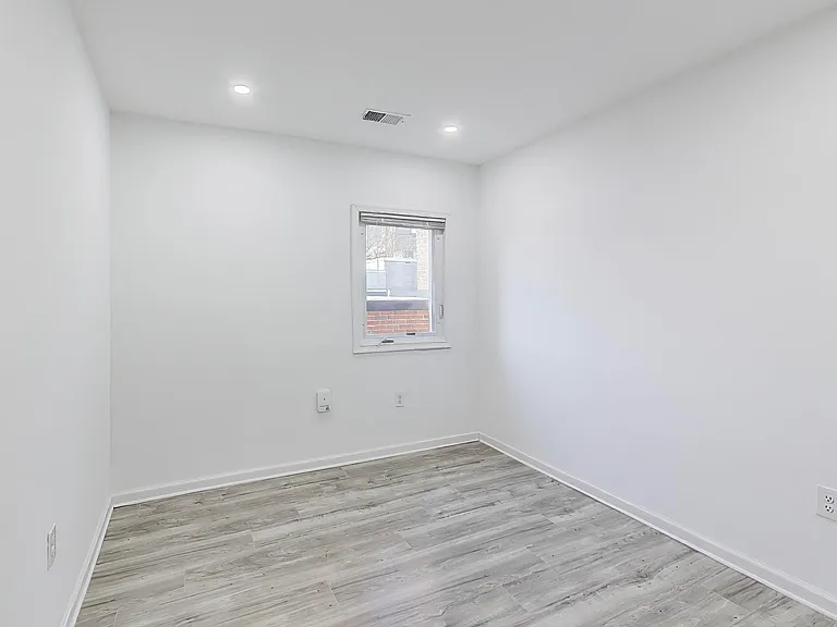 5305 Dana Pl NW #3 — Photo 7