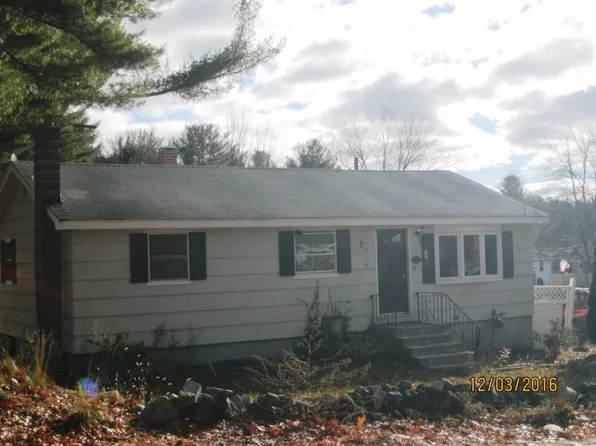 187 Searles Rd, Nashua, NH 03062