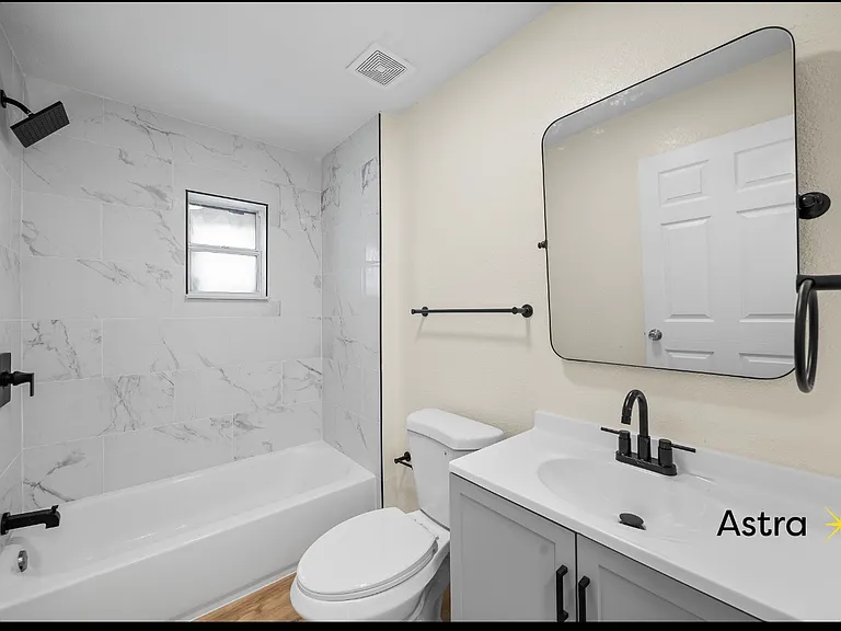 966 22nd Ave S #109 — Photo 8