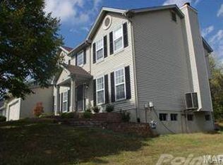 454 Nantucket Pointe Dr, Grover, MO 63040