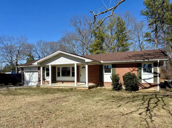 903 Royal Trl, Manchester, TN 37355