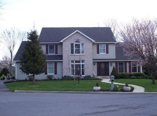 52 Old Farm Rd, Camp Hill, PA 17011