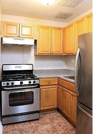2nd image of 745 E 31st St #1LM