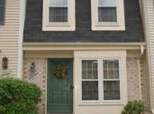 20565 Strath Haven Dr, Gaithersburg, MD 20886