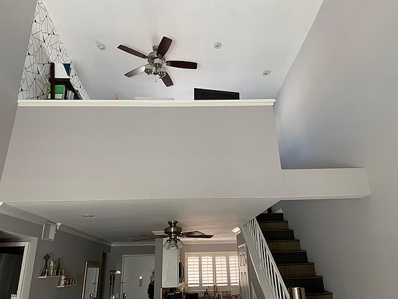 4th image of 5525 Canoga Ave APT 326