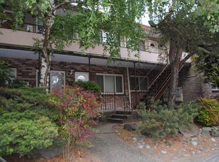 7100 Linden Ave N APT 7, Seattle, WA 98103