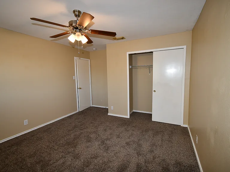8834 Ridgefront — Photo 12