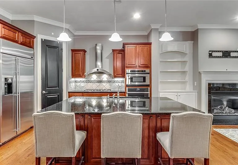 1219 Mecaslin St NW #6 — Photo 4