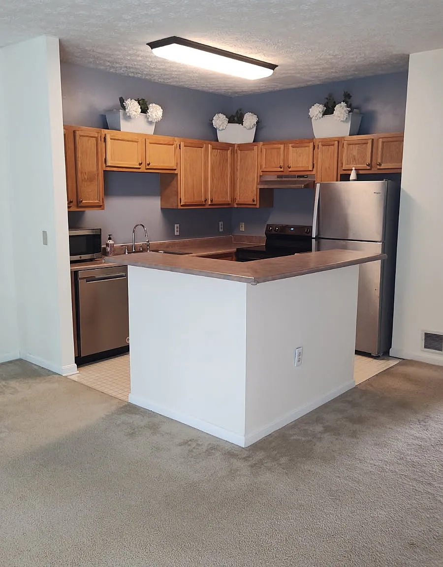 2 bed, 2.5 bath, 1098 sqft, $1,600 — Photo 4