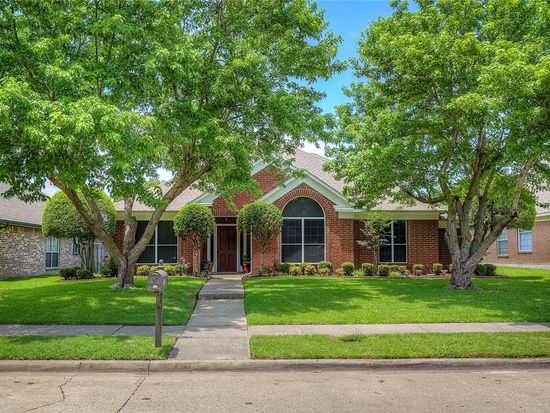 821 Schrade Trl, Mesquite, TX 75181
