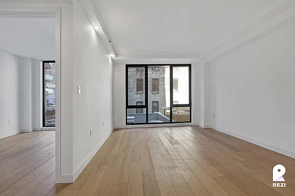 Rented by REZI | media 3