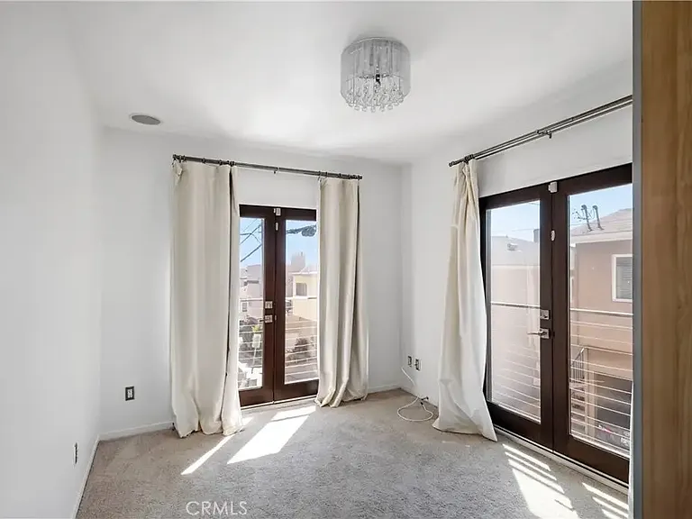 3316 Crest Dr — Photo 41