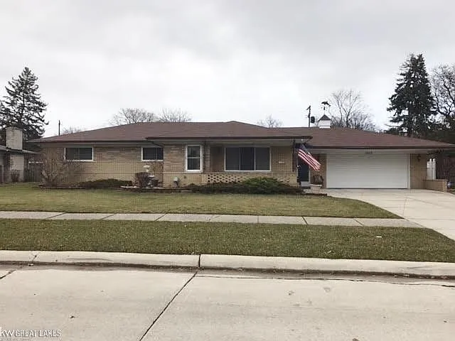 11143 Hanover Dr photo 1