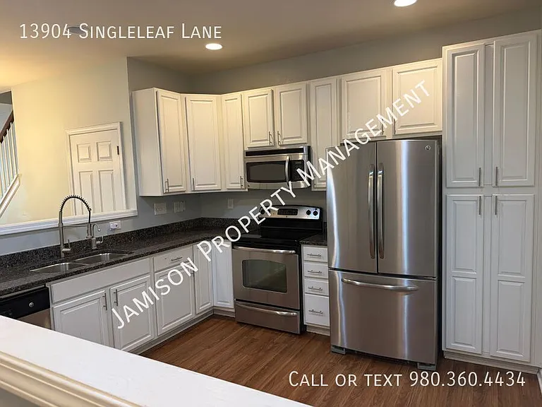 13904 Singleleaf Ln — Photo 3