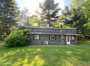 126 Gravel Rd, Hunlock Creek, PA 18621