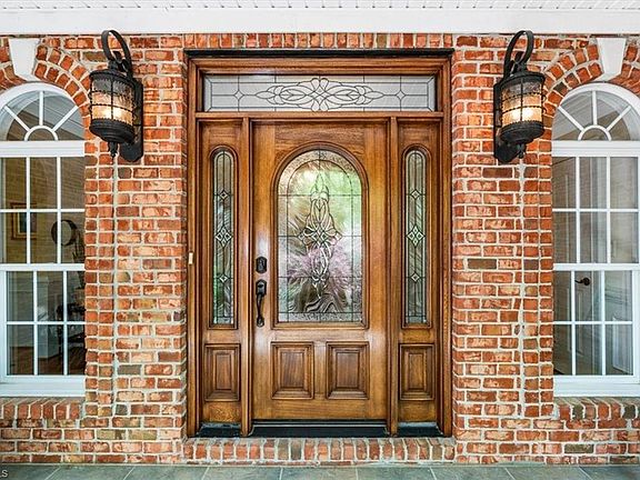 4th image of 8308 Linville Oaks Dr