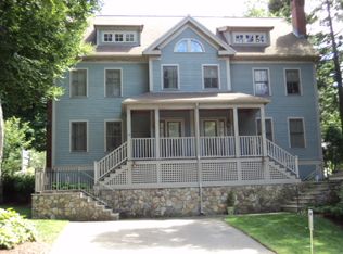 17 Sigourney St, Jamaica Plain, MA 02130