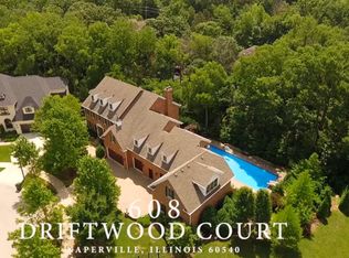 608 Driftwood Ct, Naperville, IL 60540