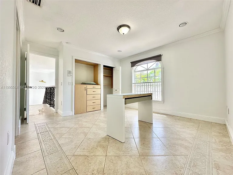 5023 NW 94th Doral Pl — Photo 54
