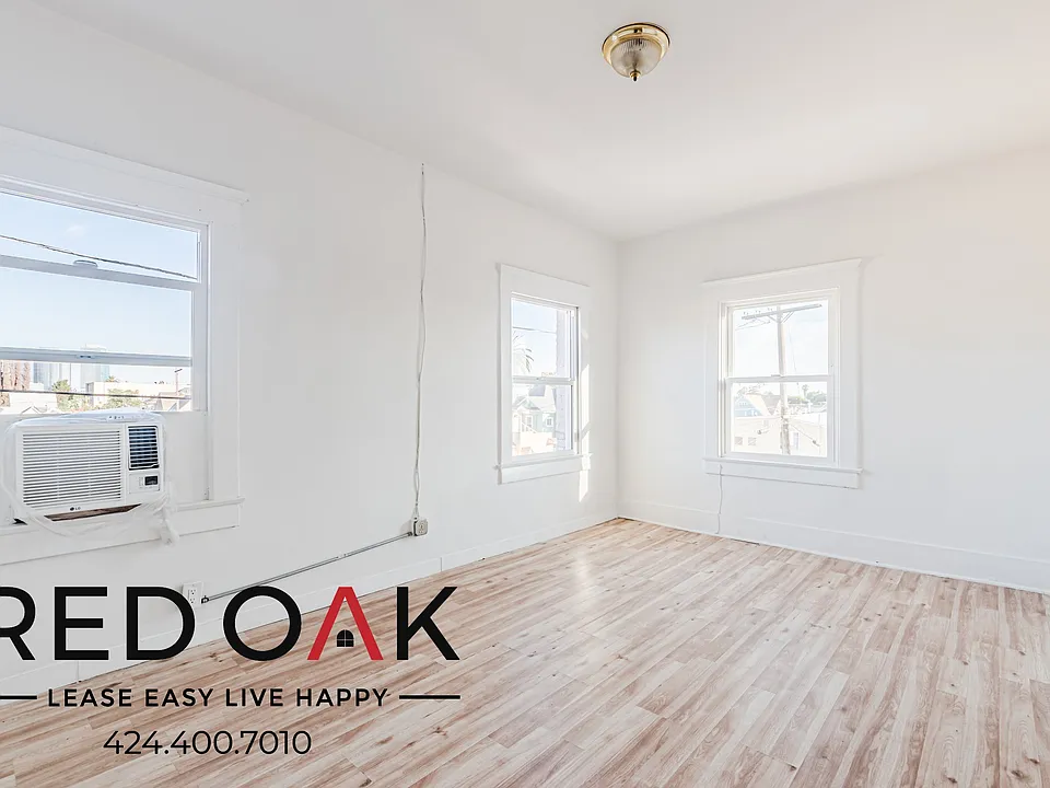 1136 S Alvarado St #37