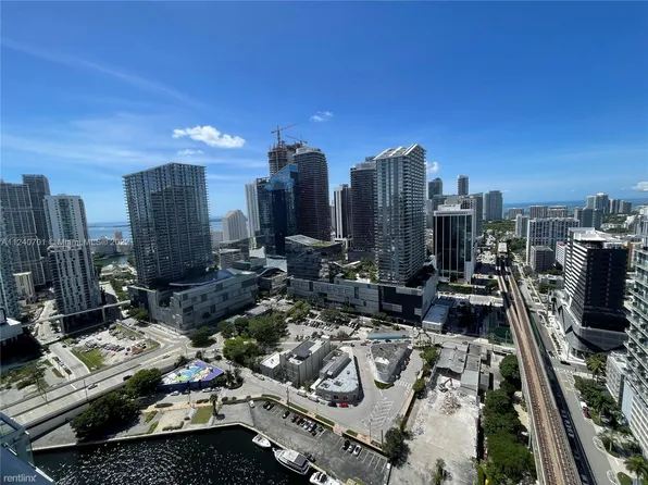 92 SW 3rd St APT 3605, Miami, FL 33130