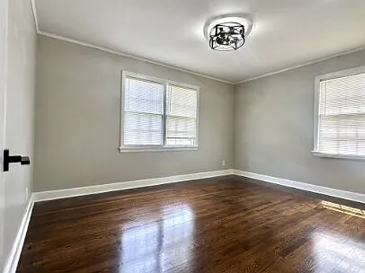 3 bed, 1.0 bath, 1106 sqft, $1,650 — Photo 2