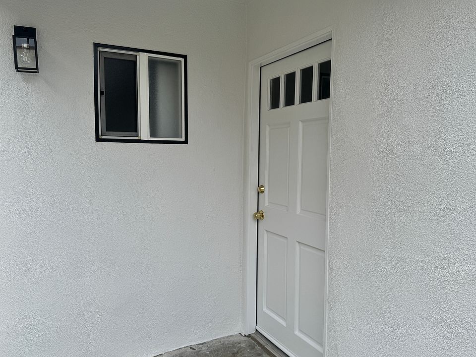 1st image of 4637 Marine Ave #2