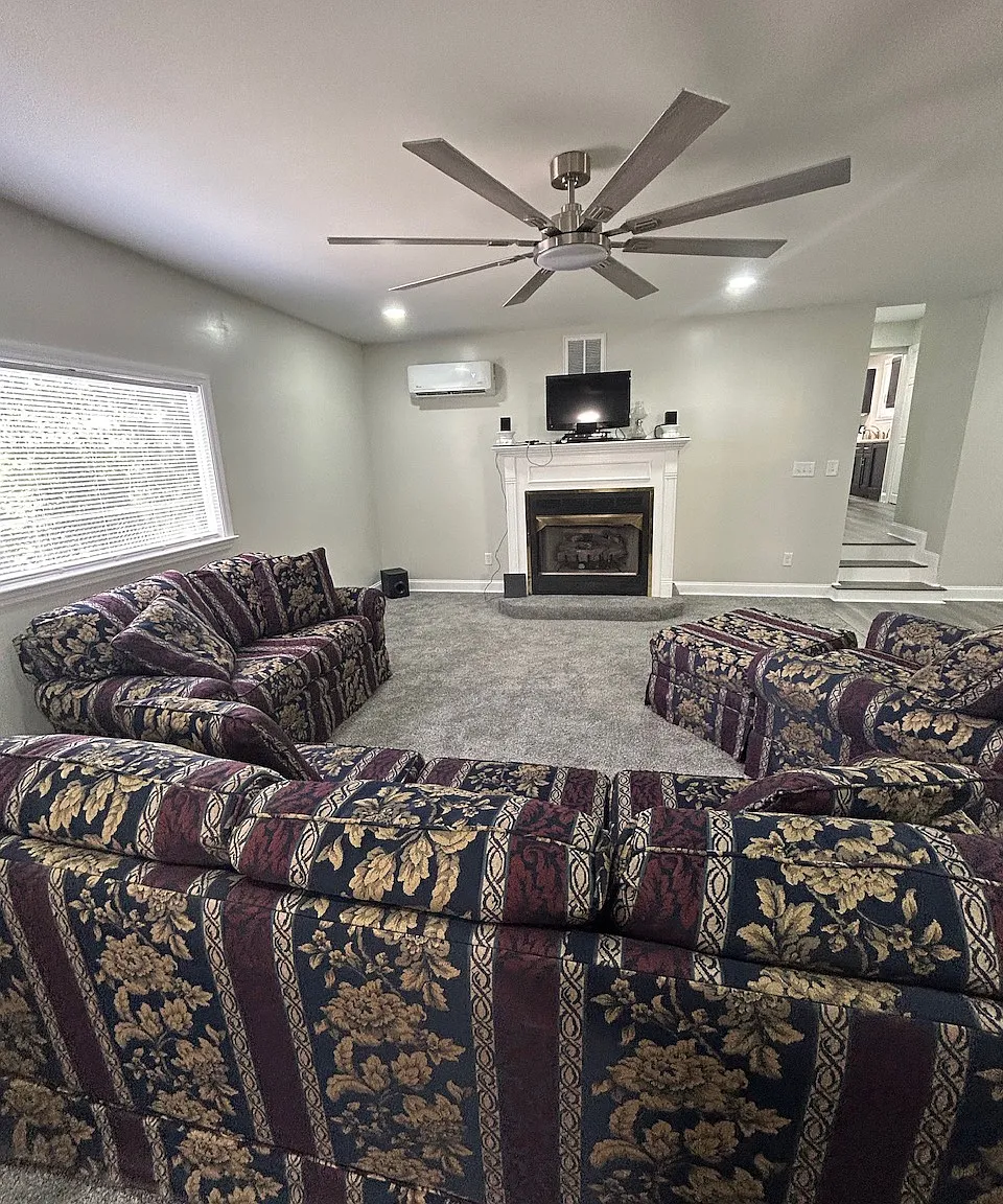 3 bed, 1404 sqft, $1,800 — Photo 4