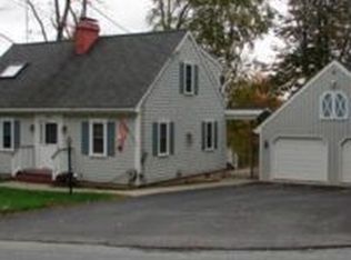 395 N Auburn Rd, Auburn, ME 04210