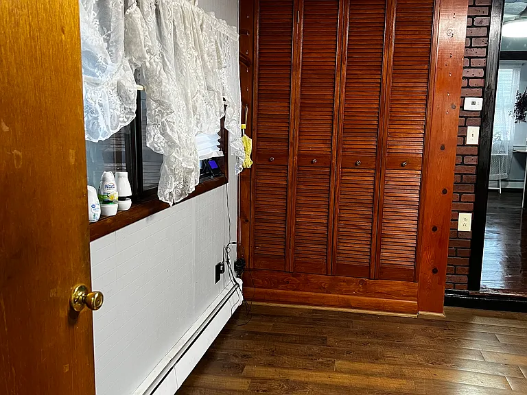 47 Cedar Aly — Photo 11