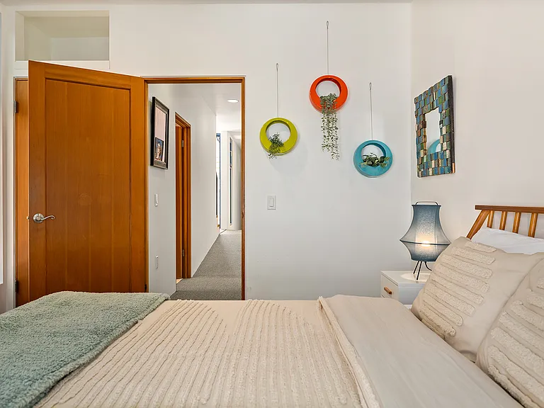 2419 Ocean Ave — Photo 34