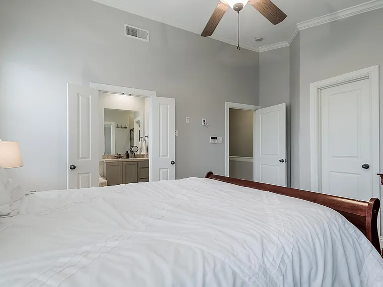 3118 Carmel St — Photo 26